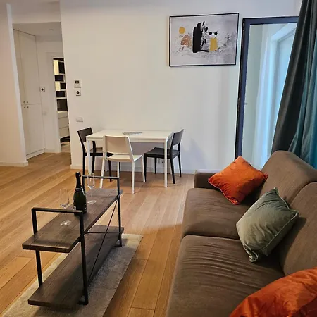 Deluxe New In Town By The Park And Bucharest